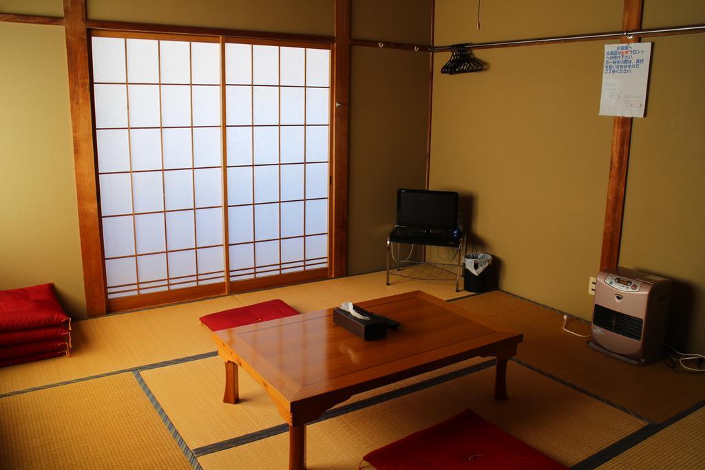 Maruyamakan Hotel Otari Exterior photo